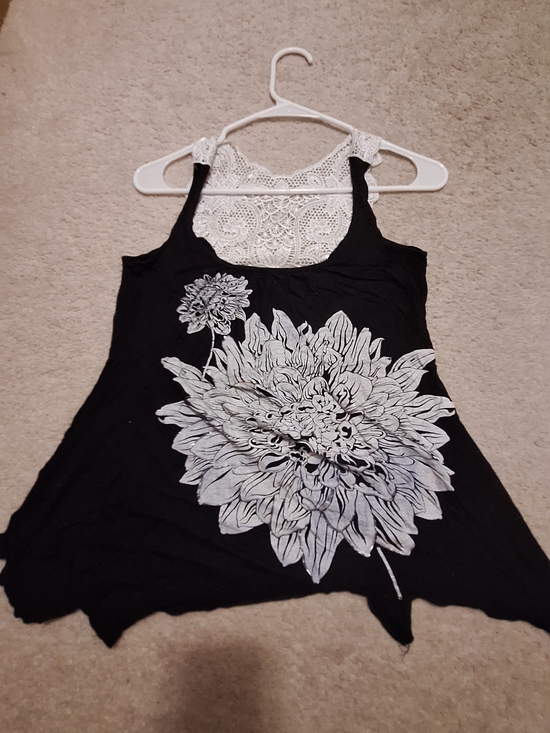 Tops - Black Floral Lace-Back Tank Top